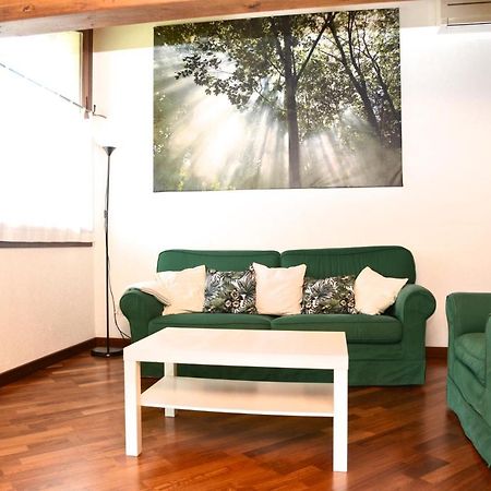 Appartamenti Casa Lory ベッラージョ エクステリア 写真