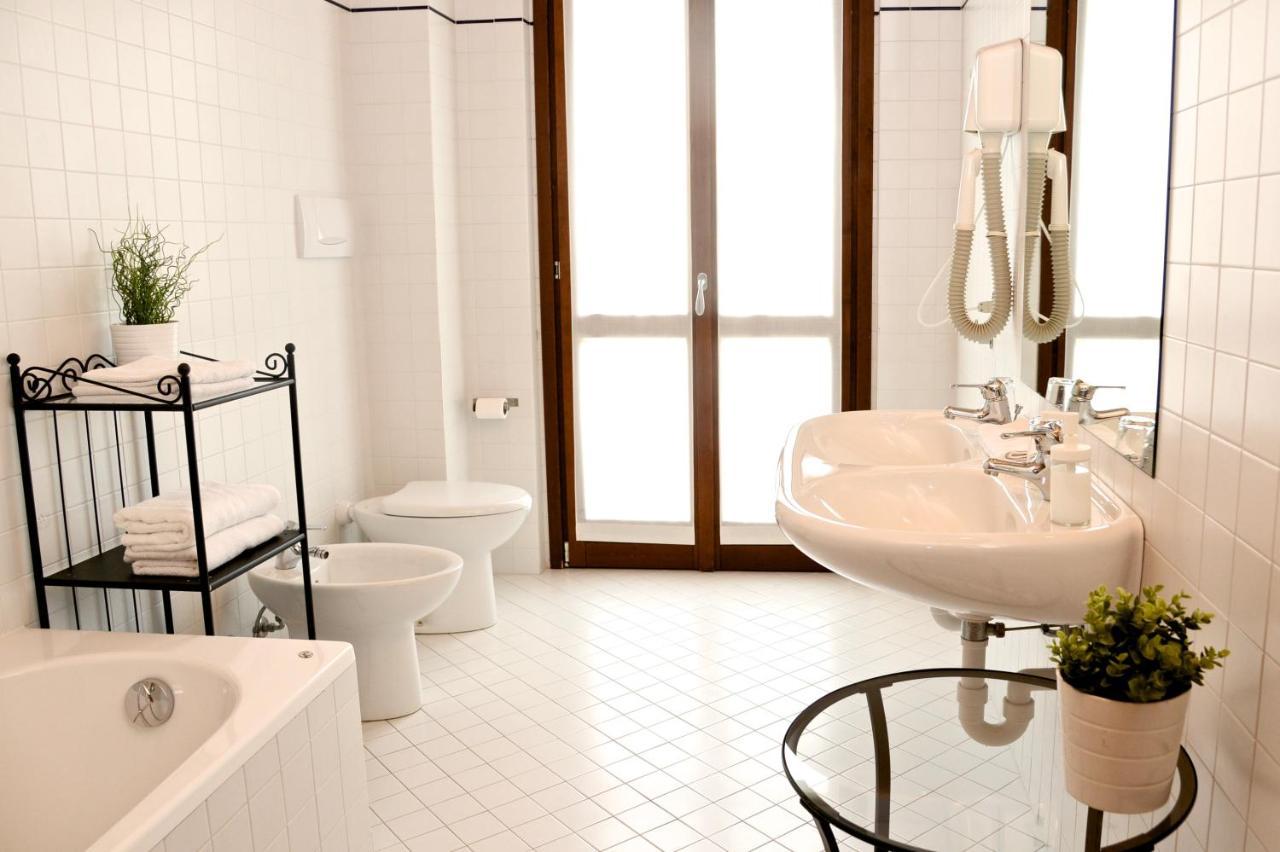 Appartamenti Casa Lory ベッラージョ エクステリア 写真