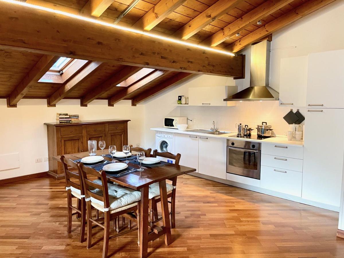 Appartamenti Casa Lory ベッラージョ エクステリア 写真