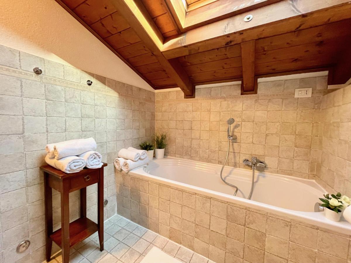 Appartamenti Casa Lory ベッラージョ エクステリア 写真