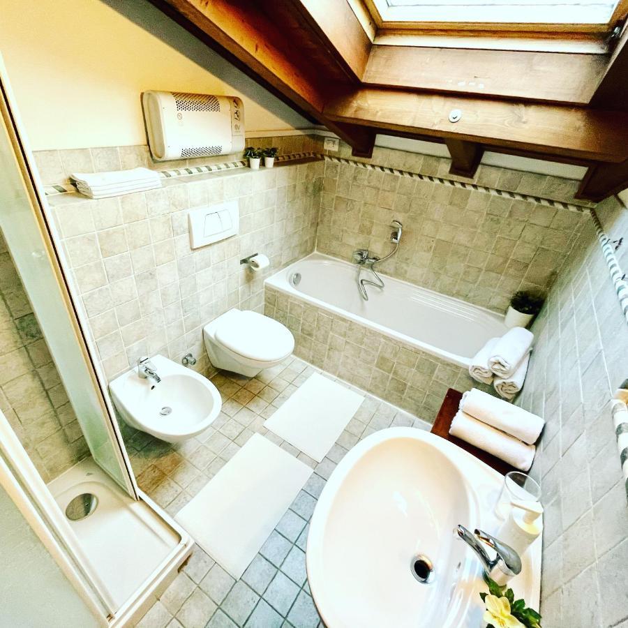 Appartamenti Casa Lory ベッラージョ エクステリア 写真